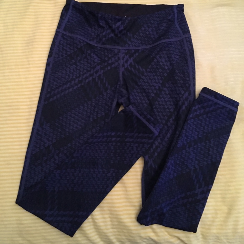 Reversible Athletic Leggings